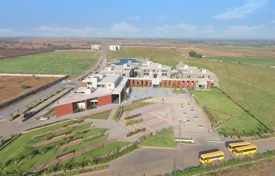 P P Savani University